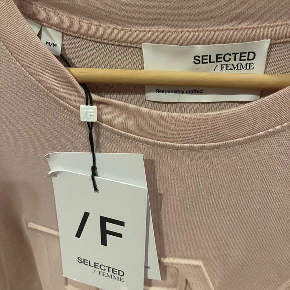 NWT Selected FEMME - Picture 5 of 5